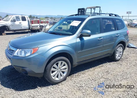 2013 Subaru Forester 2.5X Limited z USA, uszkodzony, nr VIN JF2SHAEC3DH421732